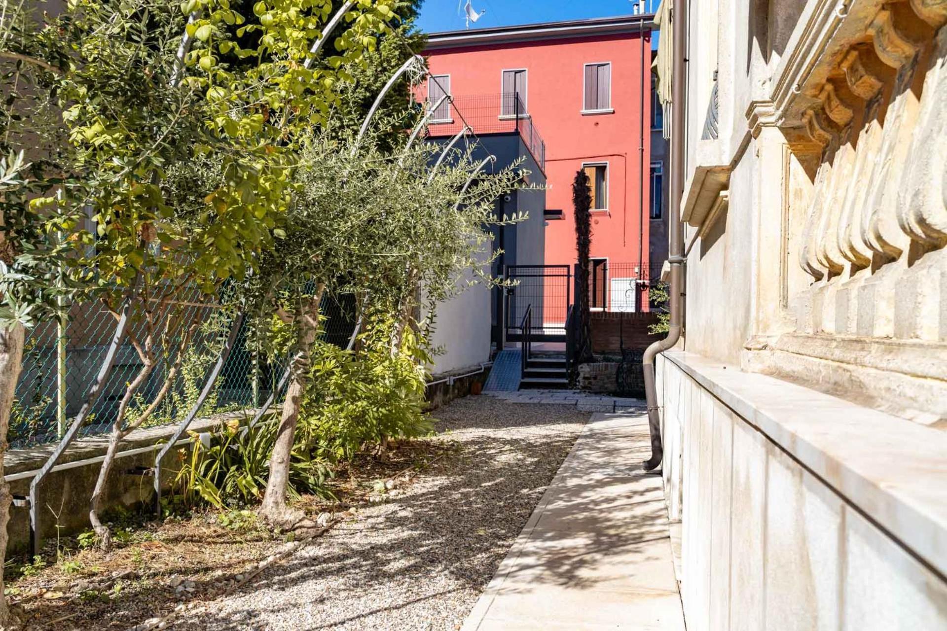 Residenza Grazioli 2 Hotel Verona Exterior photo